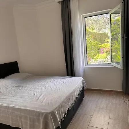 شقة Tuerkbuekue Sitede Manzarali Yeni Daire. بودروم